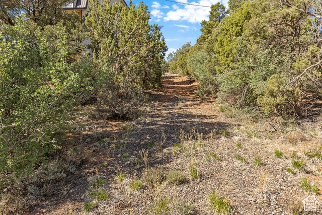 Photo 28 for MLS #2081286 at 375 Hillcrest