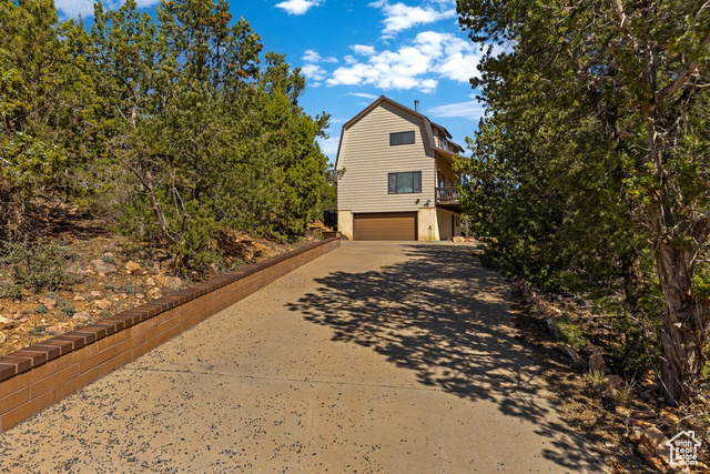 Photo 29 for MLS #2081286 at 375 Hillcrest