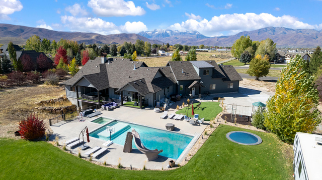 1021  Sage Creek Cour
                     MLS #2081373