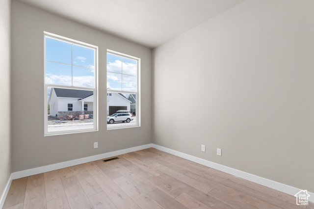 Photo 6 for MLS #2081375 at 590 W Junegrass Ln