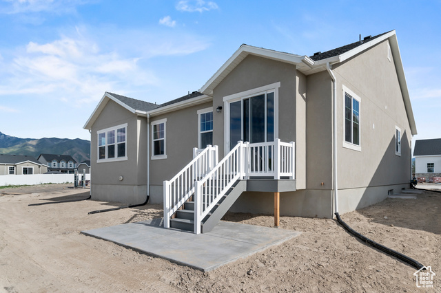 Photo 3 for MLS #2081375 at 590 W Junegrass Ln