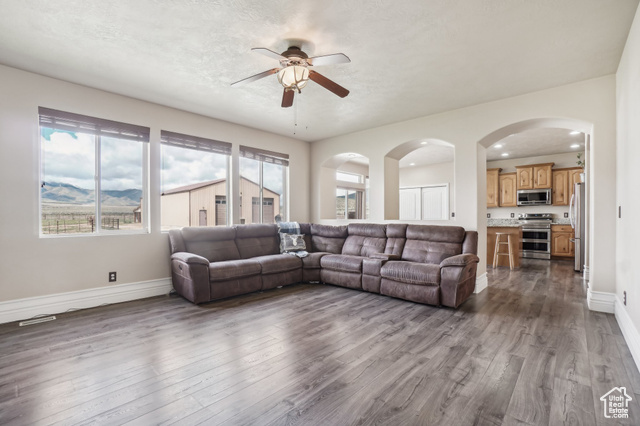 Photo 12 for MLS #2081447 at 3214 W Ridgeline Rd