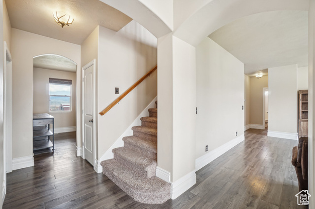 Photo 8 for MLS #2081447 at 3214 W Ridgeline Rd