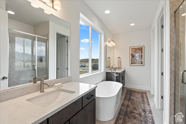 Photo 9 for MLS #2081471 at 242 W Hillcrest Dr #6