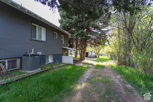 Photo 34 for MLS #2081474 at 465 S Main St