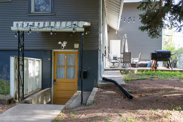 Photo 37 for MLS #2081474 at 465 S Main St