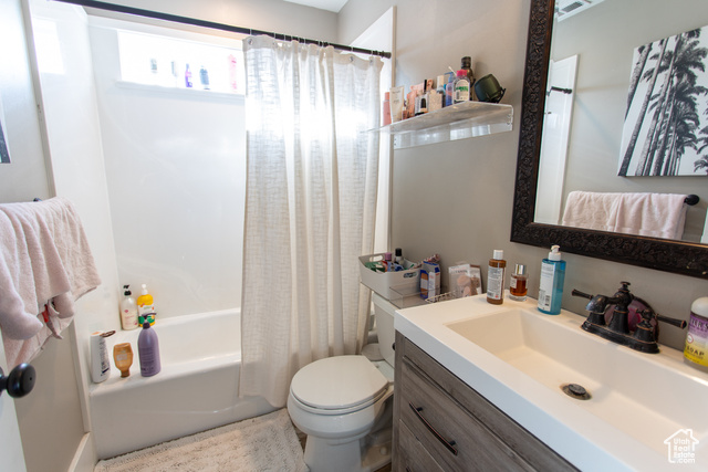 Photo 20 for MLS #2081474 at 465 S Main St