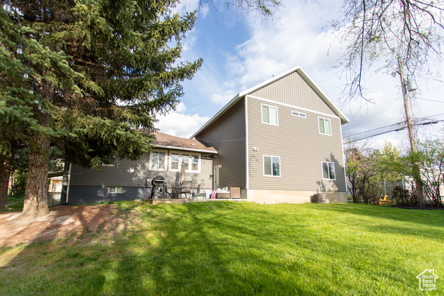 Photo 39 for MLS #2081474 at 465 S Main St