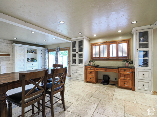 Photo 31 for MLS #2081615 at 418 E Bridlewalk Ln
