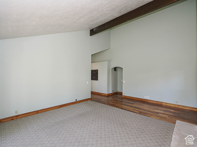 Photo 15 for MLS #2081615 at 418 E Bridlewalk Ln