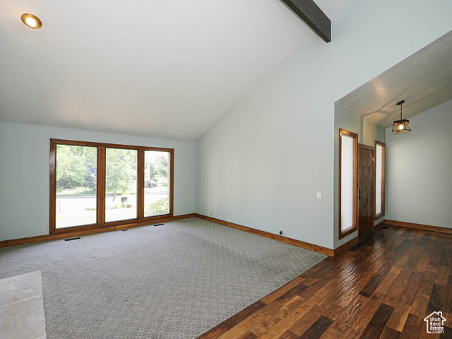 Photo 11 for MLS #2081615 at 418 E Bridlewalk Ln