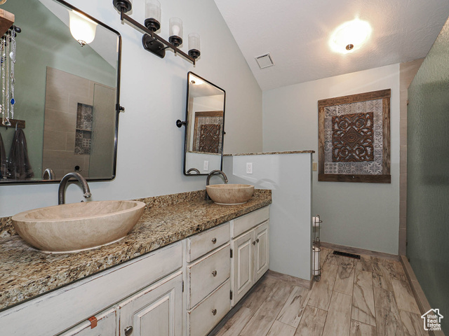Photo 60 for MLS #2081615 at 418 E Bridlewalk Ln