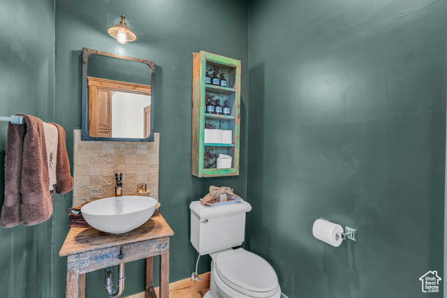Photo 30 for MLS #2081687 at 105 River Bend Cir #105