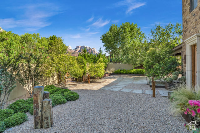 Photo 37 for MLS #2081687 at 105 River Bend Cir #105