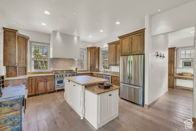 Photo 11 for MLS #2081687 at 105 River Bend Cir #105