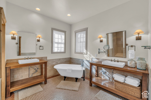 Photo 15 for MLS #2081687 at 105 River Bend Cir #105