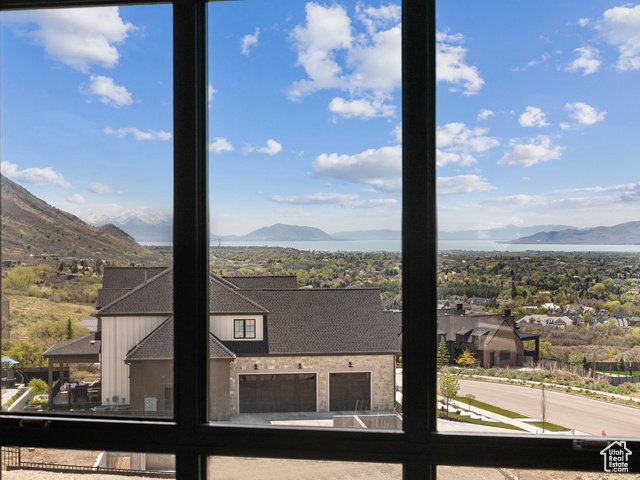 Photo 49 for MLS #2081715 at 3944 W Oak Hill Dr