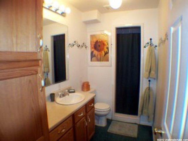 240 E 450 N, Millville, UT 84326 — photo 8