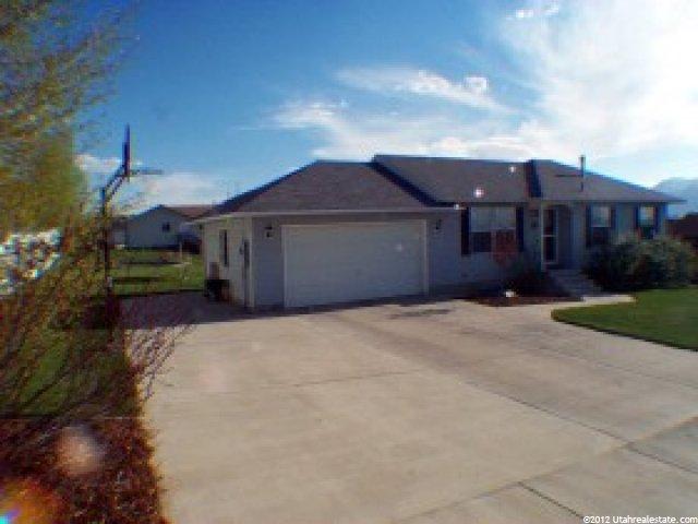 240 E 450 N, Millville, UT 84326 — photo 7
