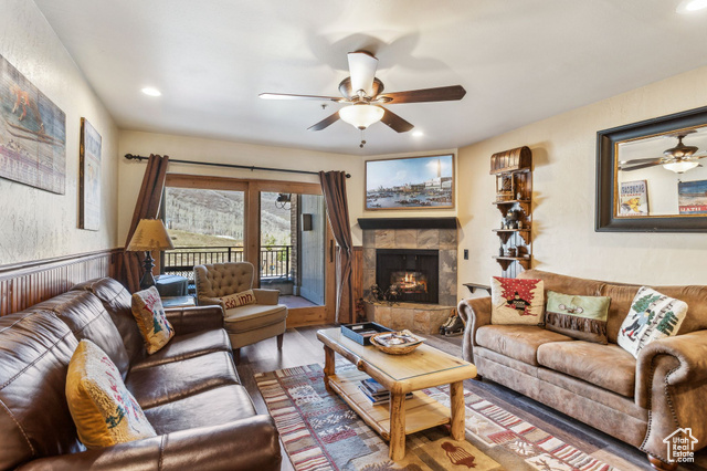 1401 Lowell Ave 25