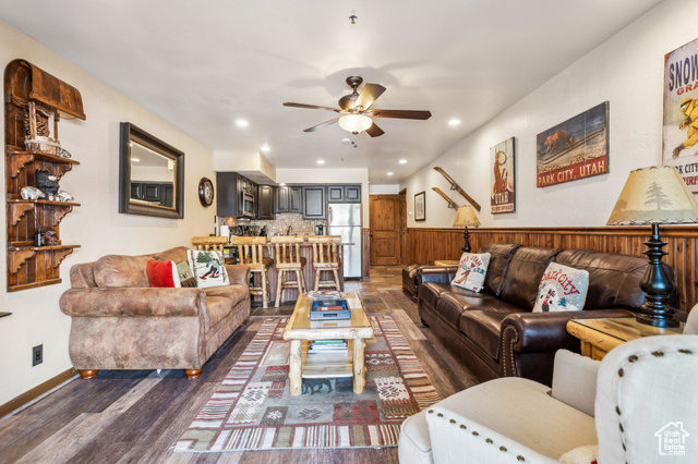 1401 Lowell Ave 25