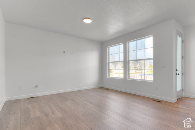 Photo 8 for MLS #2081788 at 6621 W Spring Snow Ln