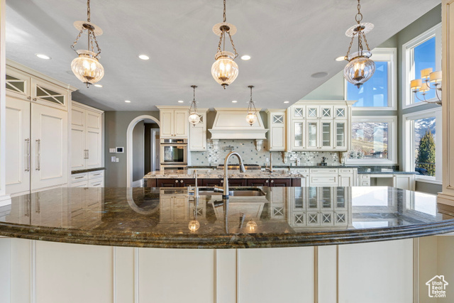 Photo 19 for MLS #2081790 at 820 N Eagle View Dr