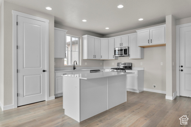 Photo 15 for MLS #2081805 at 559 W Coyote Ridge Rd