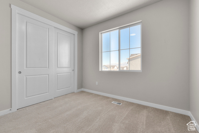Photo 6 for MLS #2081810 at 569 W Coyote Ridge Rd