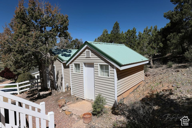Photo 28 for MLS #2081821 at 172 E Red Rd