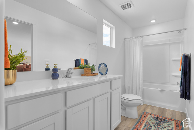 Photo 18 for MLS #2081904 at 1302 N 375 East #140
