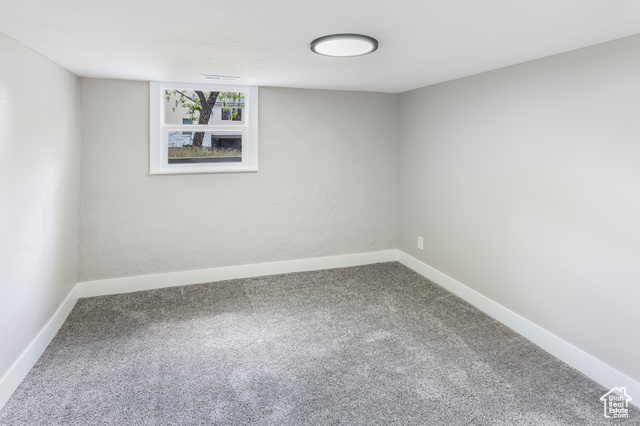 Photo 25 for MLS #2081926 at 987 S Jefferson Ave