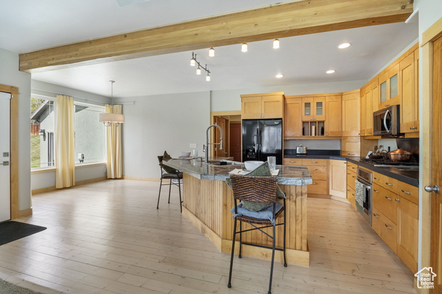 Photo 17 for MLS #2081970 at 933 N Swiss Farm Ct