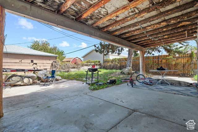 Photo 25 for MLS #2082035 at 4207 W 5655 South