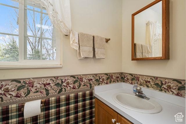 Photo 30 for MLS #2082052 at 4851 E Lake Creek Rd