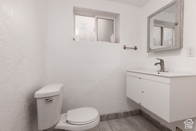 Photo 31 for MLS #2082058 at 463 E Main St
