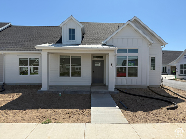 20 N 3830 W #445