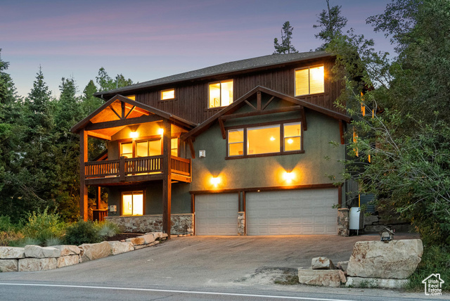 Photo 61 for MLS #2082217 at 210 Parkview Dr