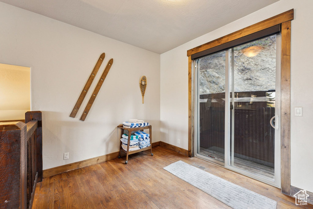 Photo 27 for MLS #2082217 at 210 Parkview Dr
