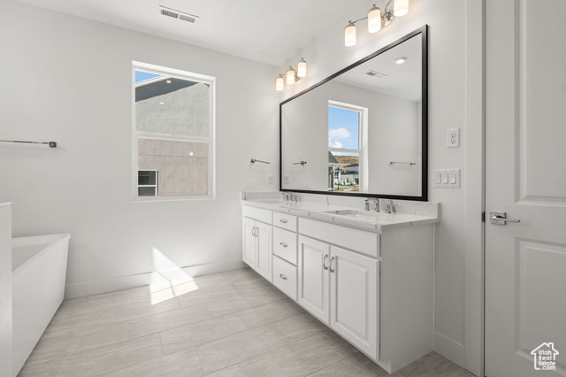 Photo 6 for MLS #2082242 at 1154 W Gossamer Ln #10