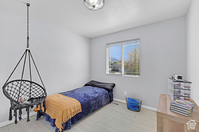 Photo 17 for MLS #2082297 at 706 E 425 South