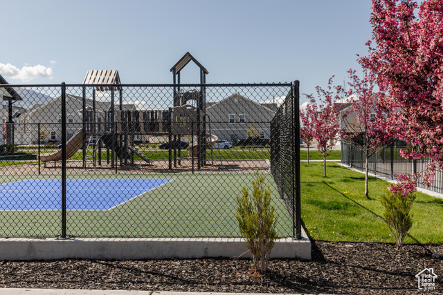 Photo 19 for MLS #2082299 at 475 W 60 South #L303