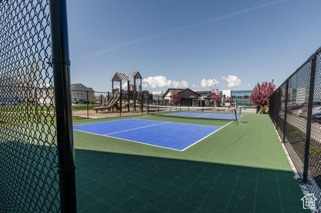 Photo 20 for MLS #2082299 at 475 W 60 South #L303