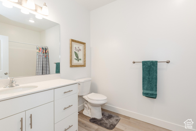 Photo 10 for MLS #2082299 at 475 W 60 South #L303