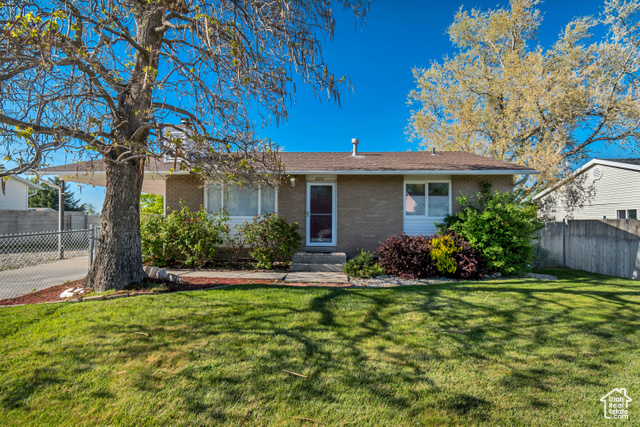 6572 W CASTLE VIEW DR, West Valley City UT 84128