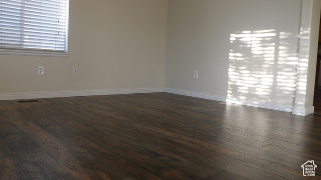 Photo 3 for MLS #2082309 at 1367 S Dokos Ln