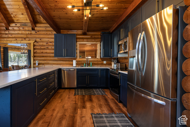 Photo 11 for MLS #2082312 at 680 W Arrowhead Dr