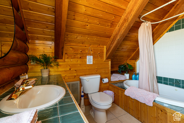 Photo 23 for MLS #2082312 at 680 W Arrowhead Dr