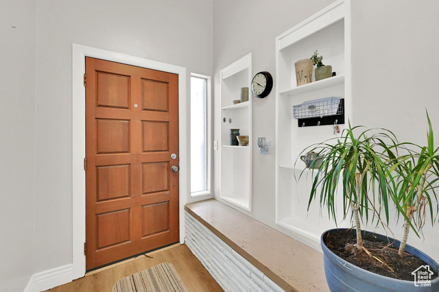 Photo 4 for MLS #2082315 at 507 N 200 West