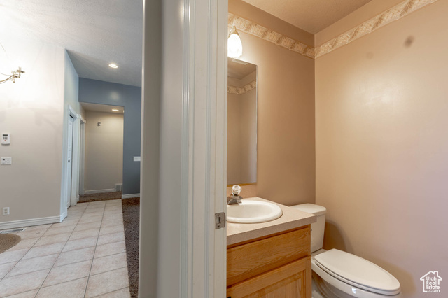 Photo 11 for MLS #2082320 at 889 E Ben Lomond Ave